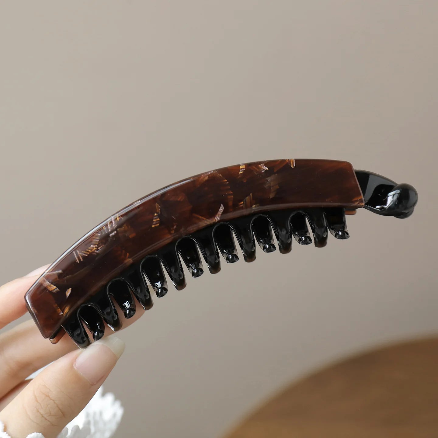 AWAYTR Hair Clips Solid Color Banana Clip Women's Hair Accessories Fashion Ponytail Barrettes Hair Claws Hairpins